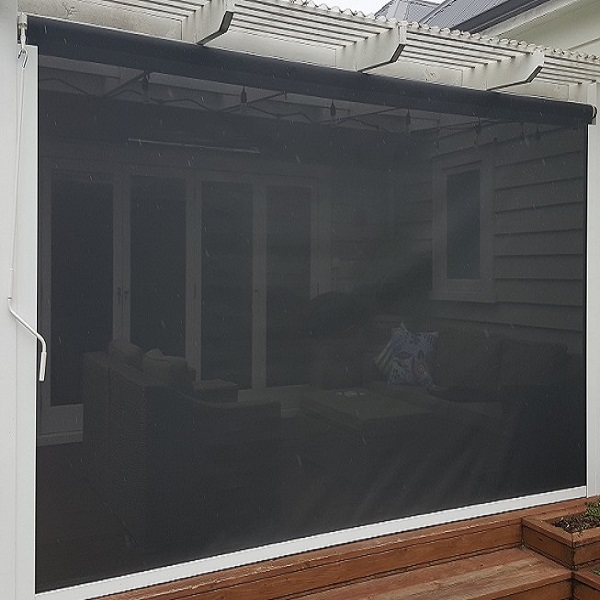 Outdoor blinds